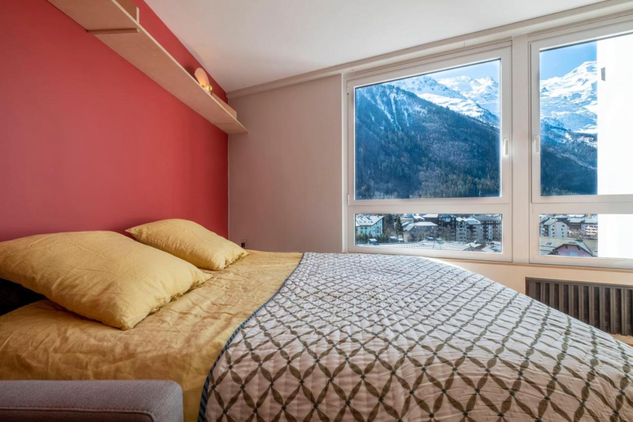 Modern Studio With Mont Blanc View And Pool Шамони Экстерьер фото